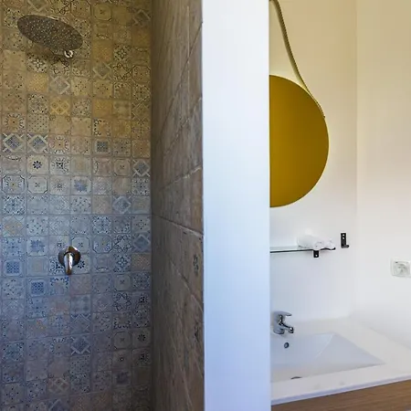 Mainfloor With Private Pool - Airco Optional
